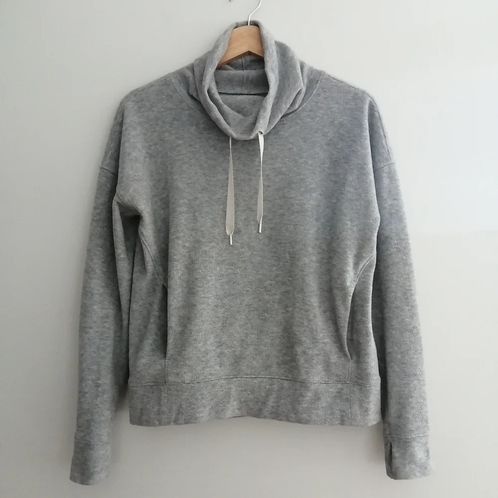 Lululemon Go Forward Fleece Pullover Sweater Light Grey High Cowl Neck Size 4